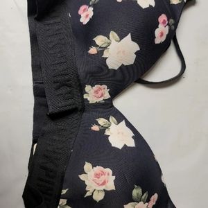 NWT 32B Victoria's Secret bra